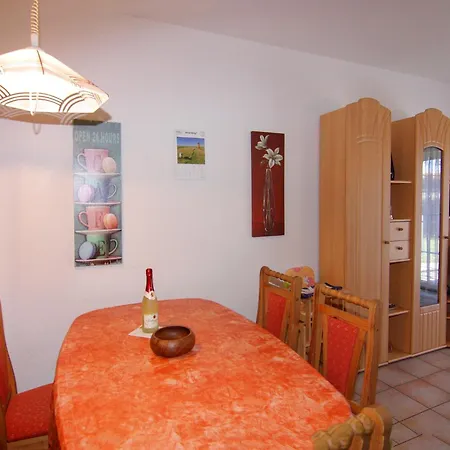 別荘 Reihenhaus Im Ostseebad Zingst, Cleaning Included *